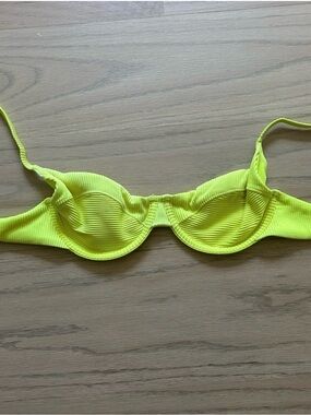 One one bikini top
